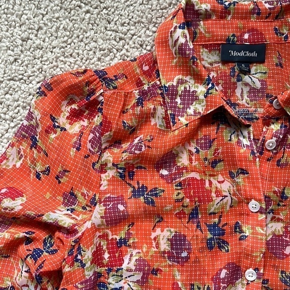 Modcloth Tops - MODCLOTH Be Buzzworthy Floral Print Orange Blouse Size Small